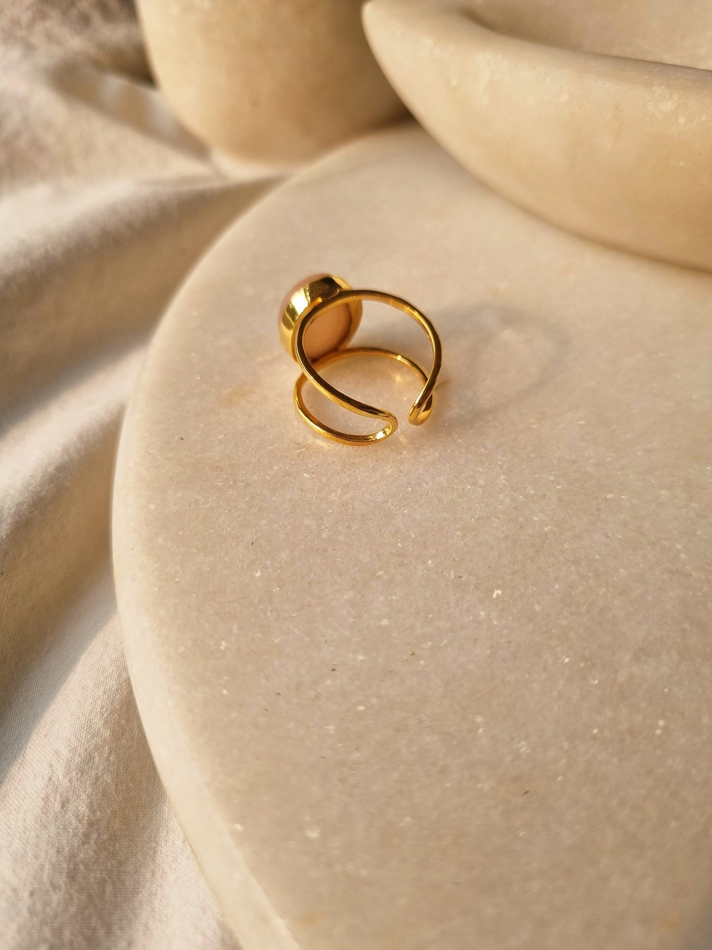 vartha - Peach Moonstone Olivia Ring