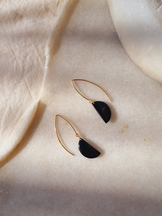 manava - Black Onyx D Marquise Earwire