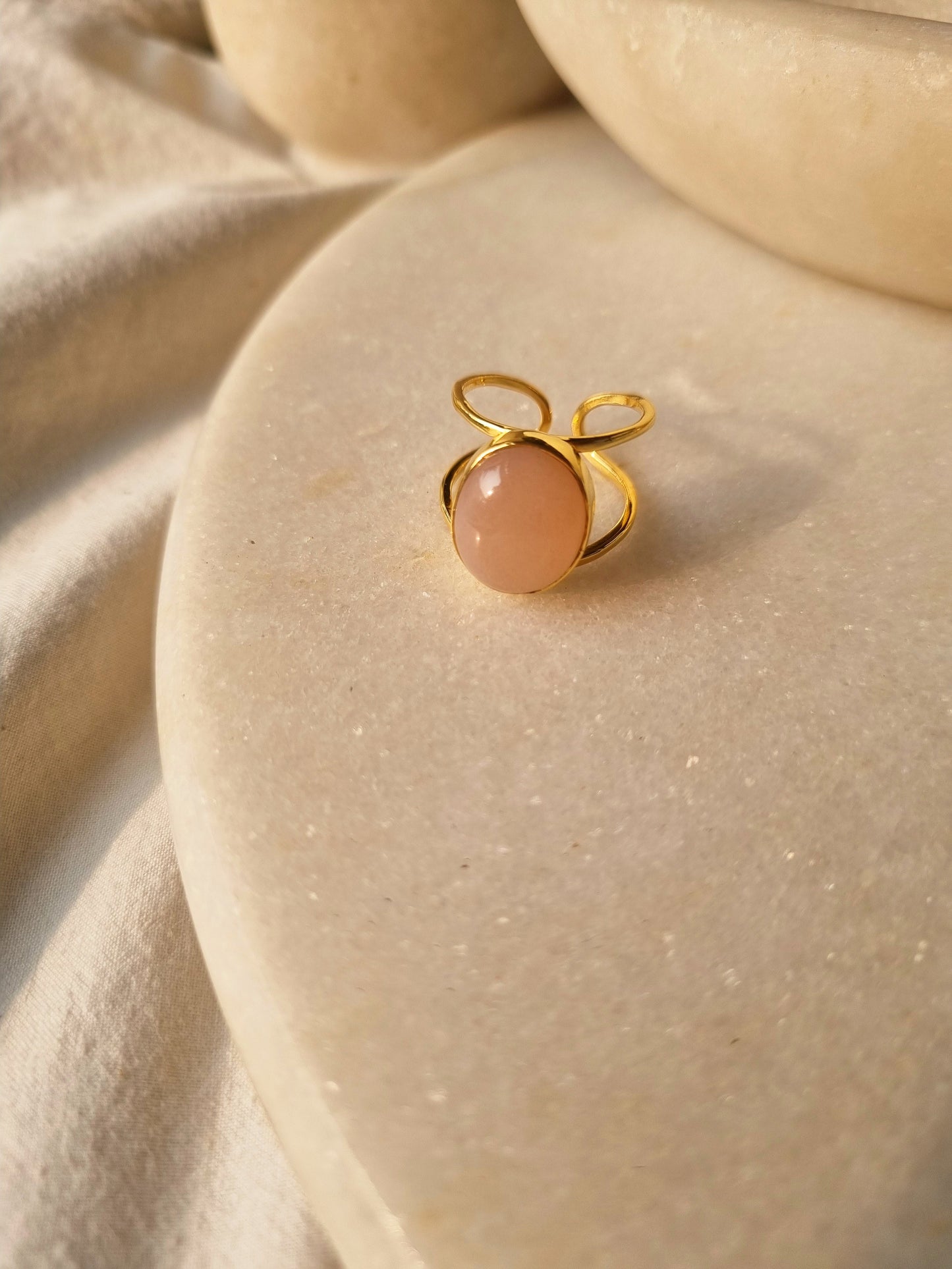 vartha - Peach Moonstone Olivia Ring