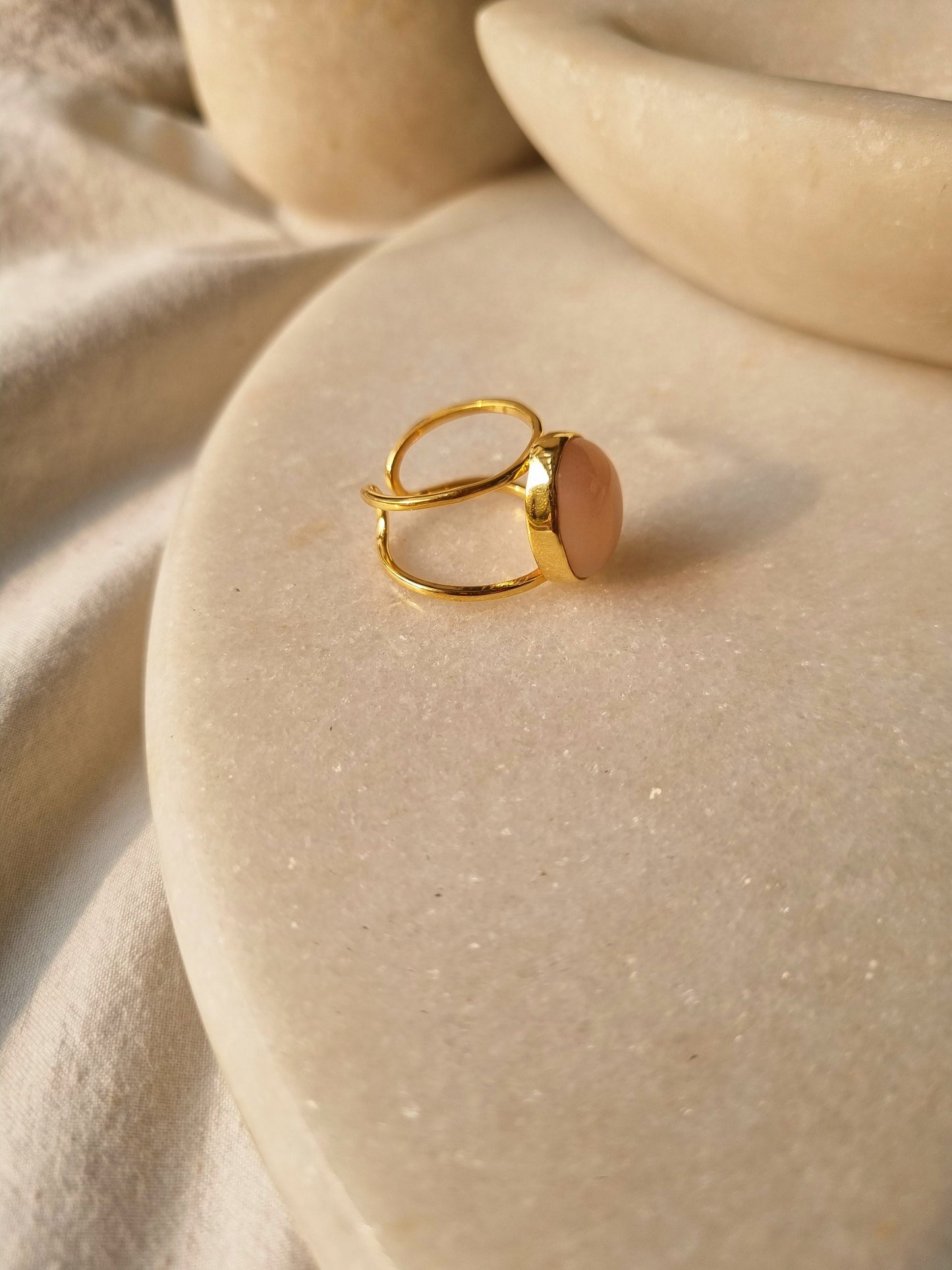 vartha - Peach Moonstone Olivia Ring