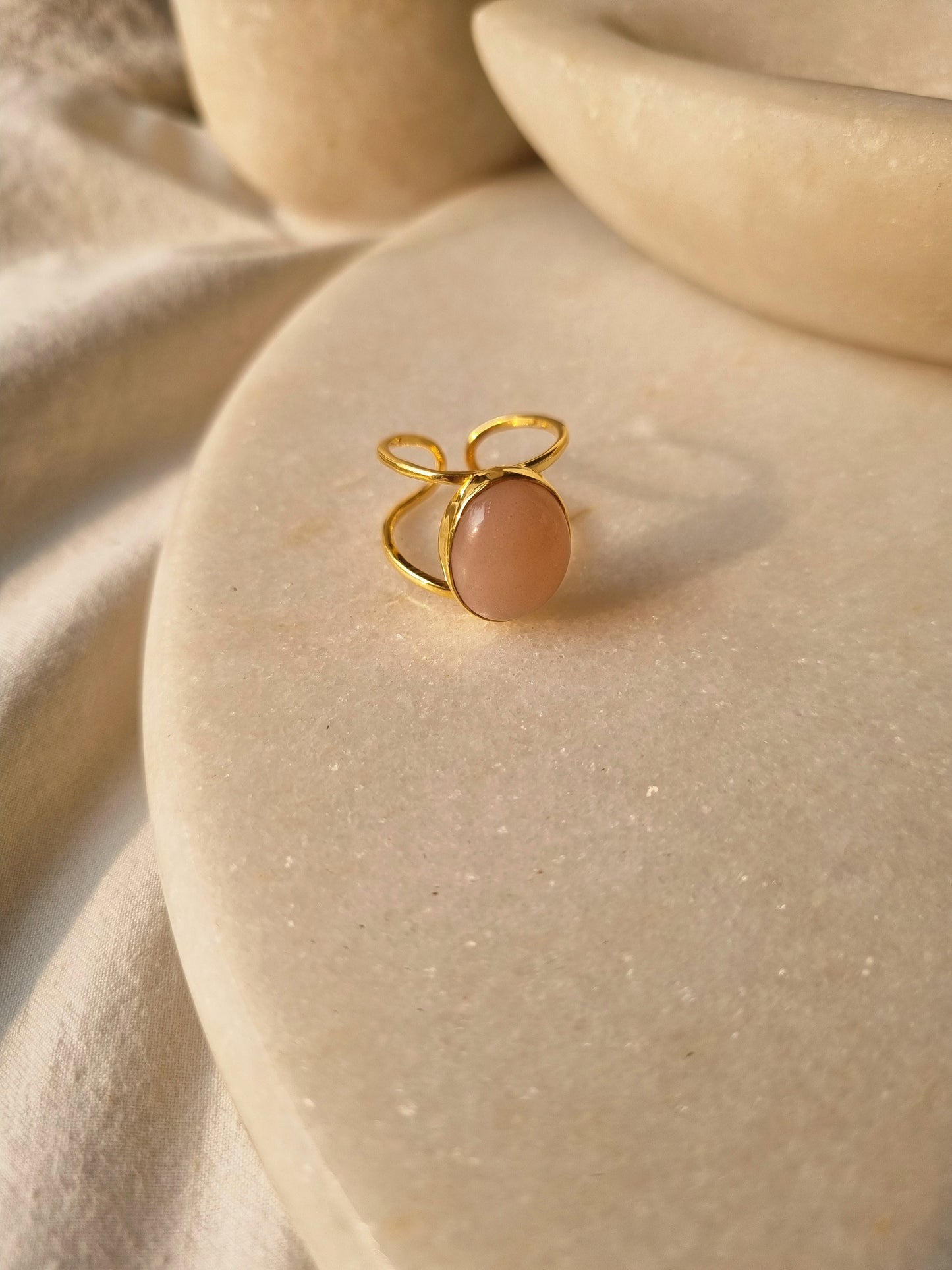 vartha - Peach Moonstone Olivia Ring