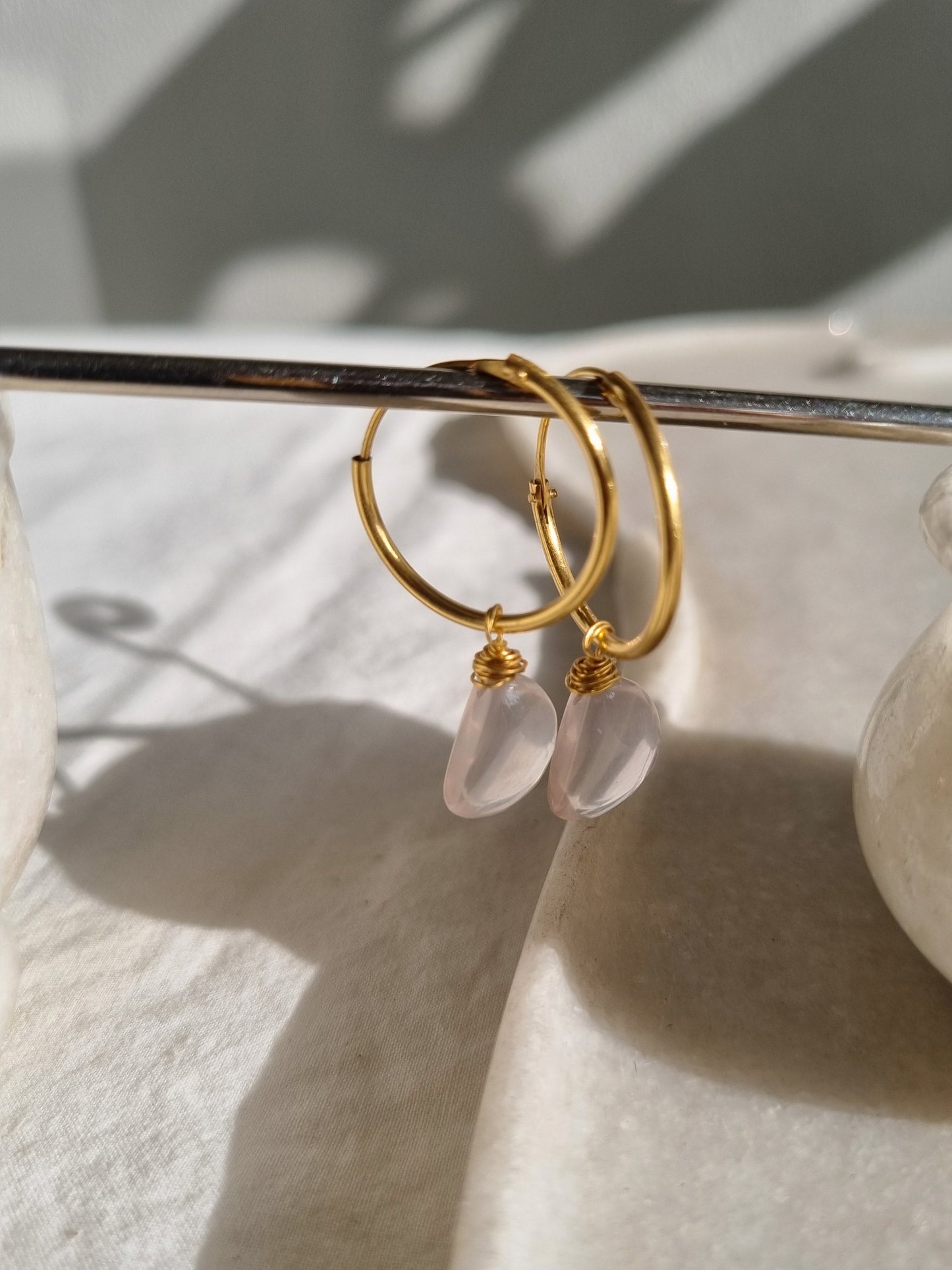 vars - Rose Quartz Quarter Moon Endless Hoops