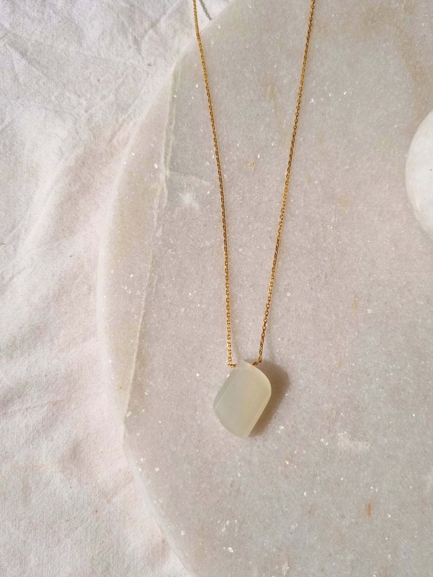 reeti - White Moonstone Pendant