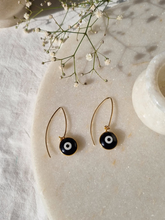 vasaa- Black Onyx Howlite Evil Eye Earwire