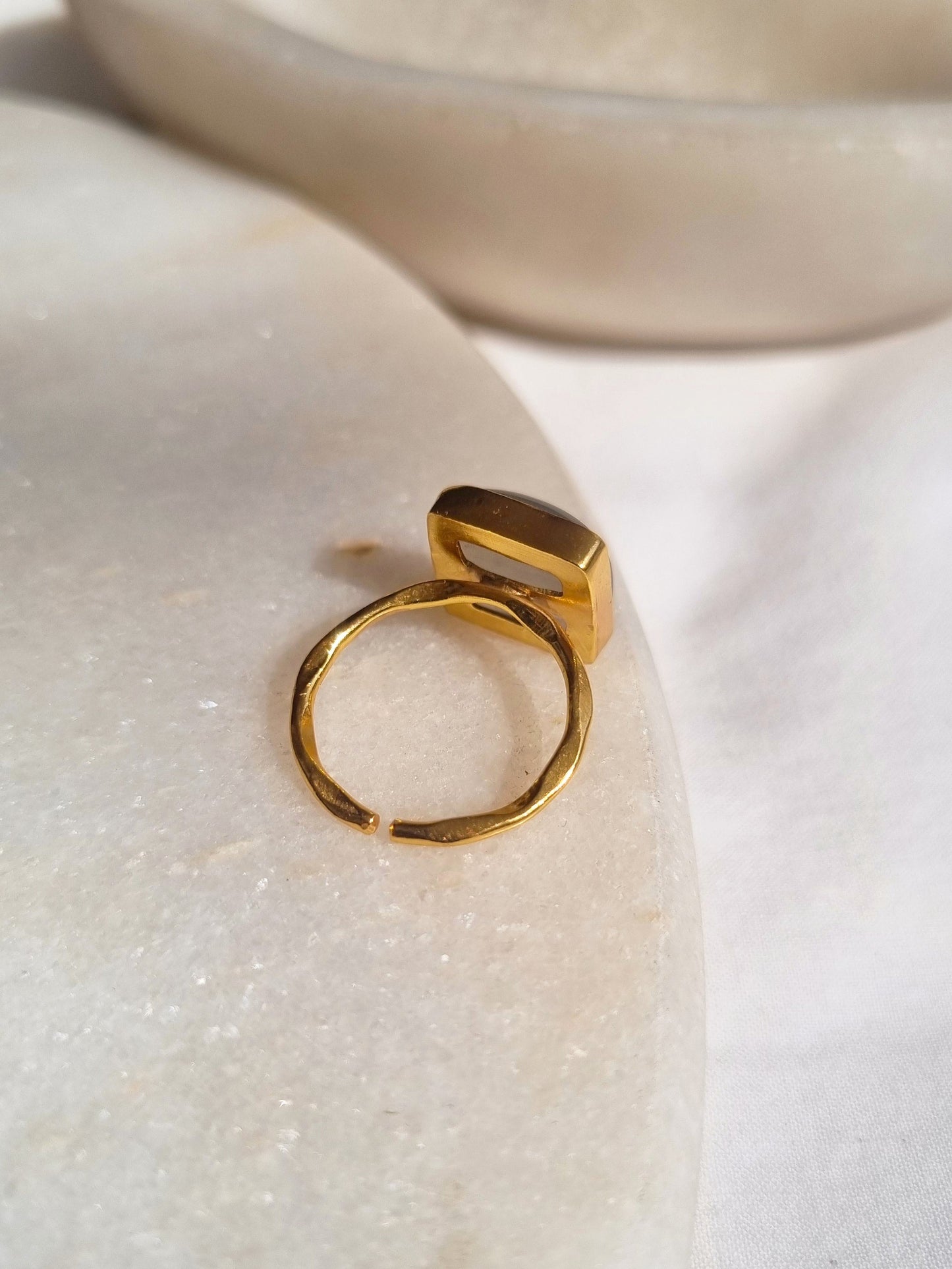 vasa - Grey Moonstone Helix Ring