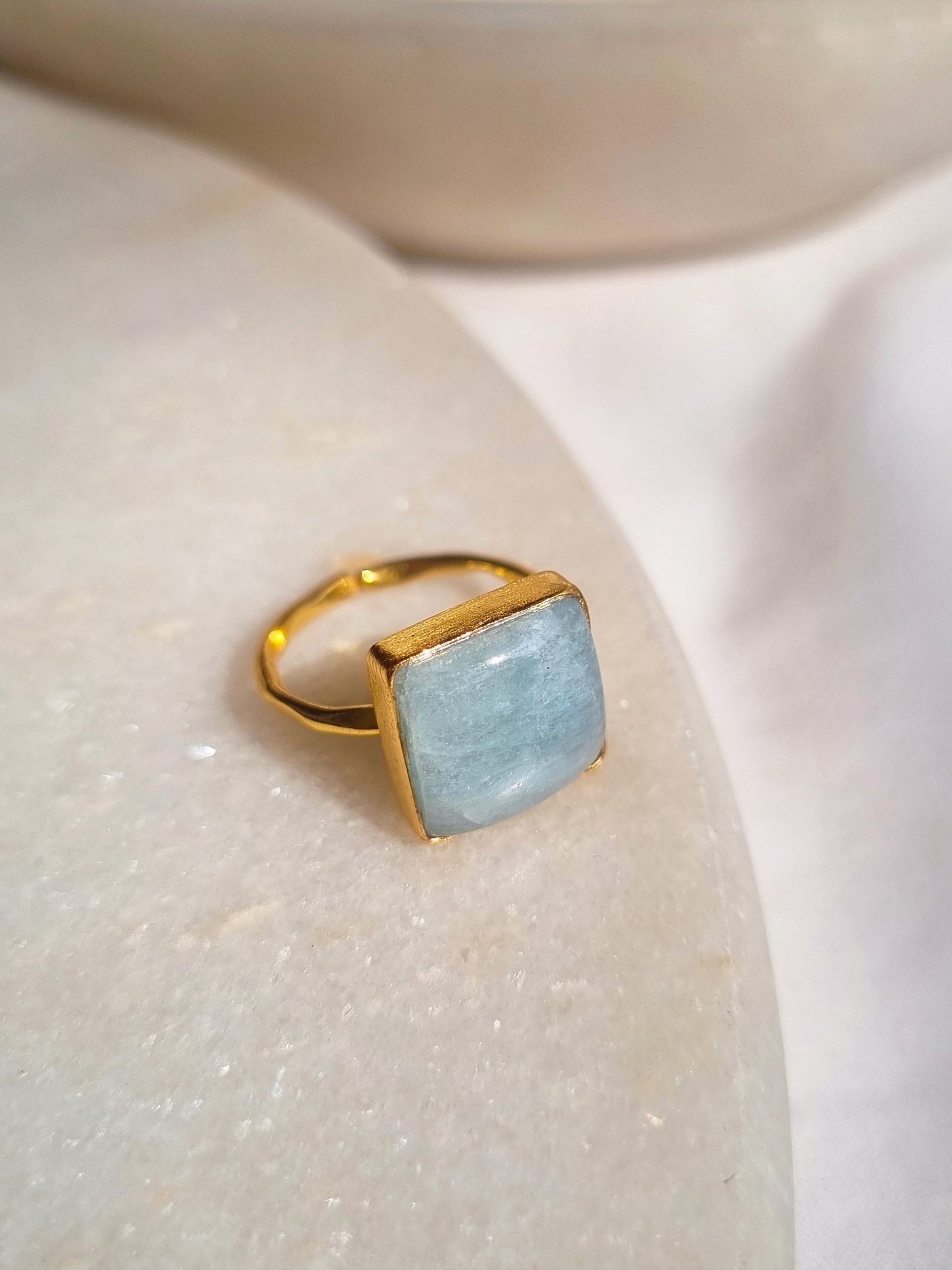 vasa - Aquamarine Helix Ring