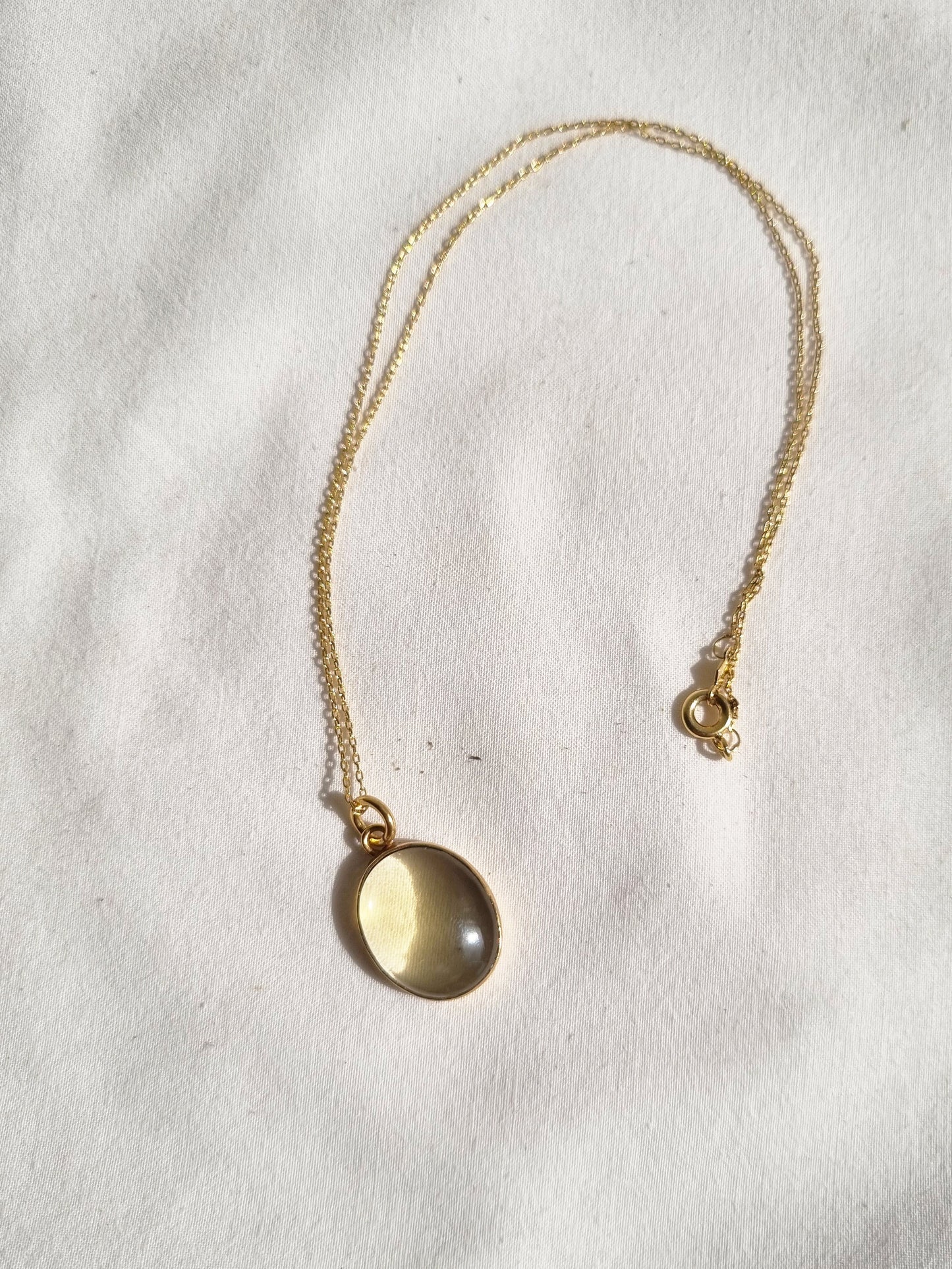 vana - Lemon Quartz Oval Pendant