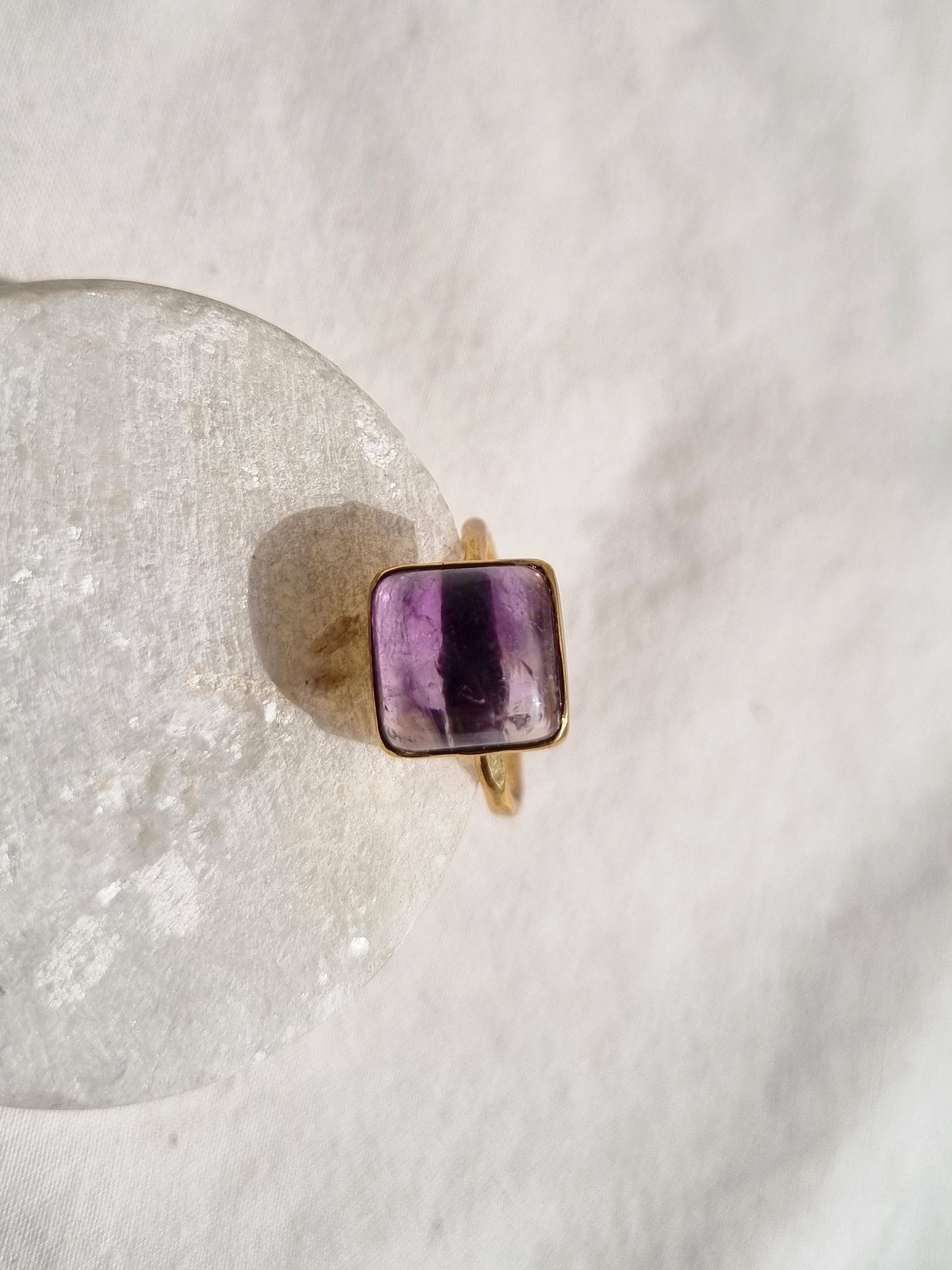 vasa - Amethyst Helix Ring