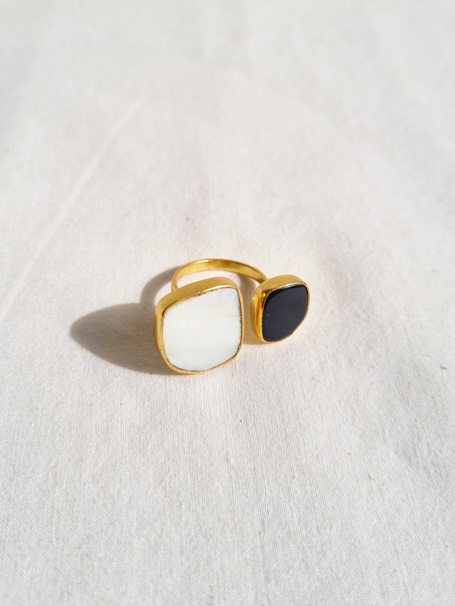 ibat  - Black Pearl Ring