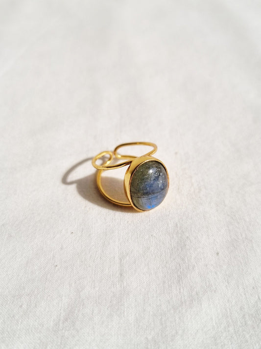 vartha - Labradorite Olivia Ring