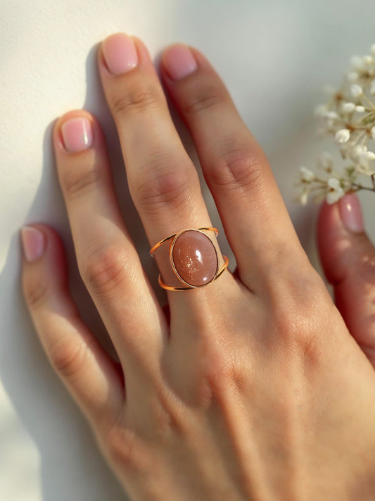 vartha - Peach Moonstone Olivia Ring