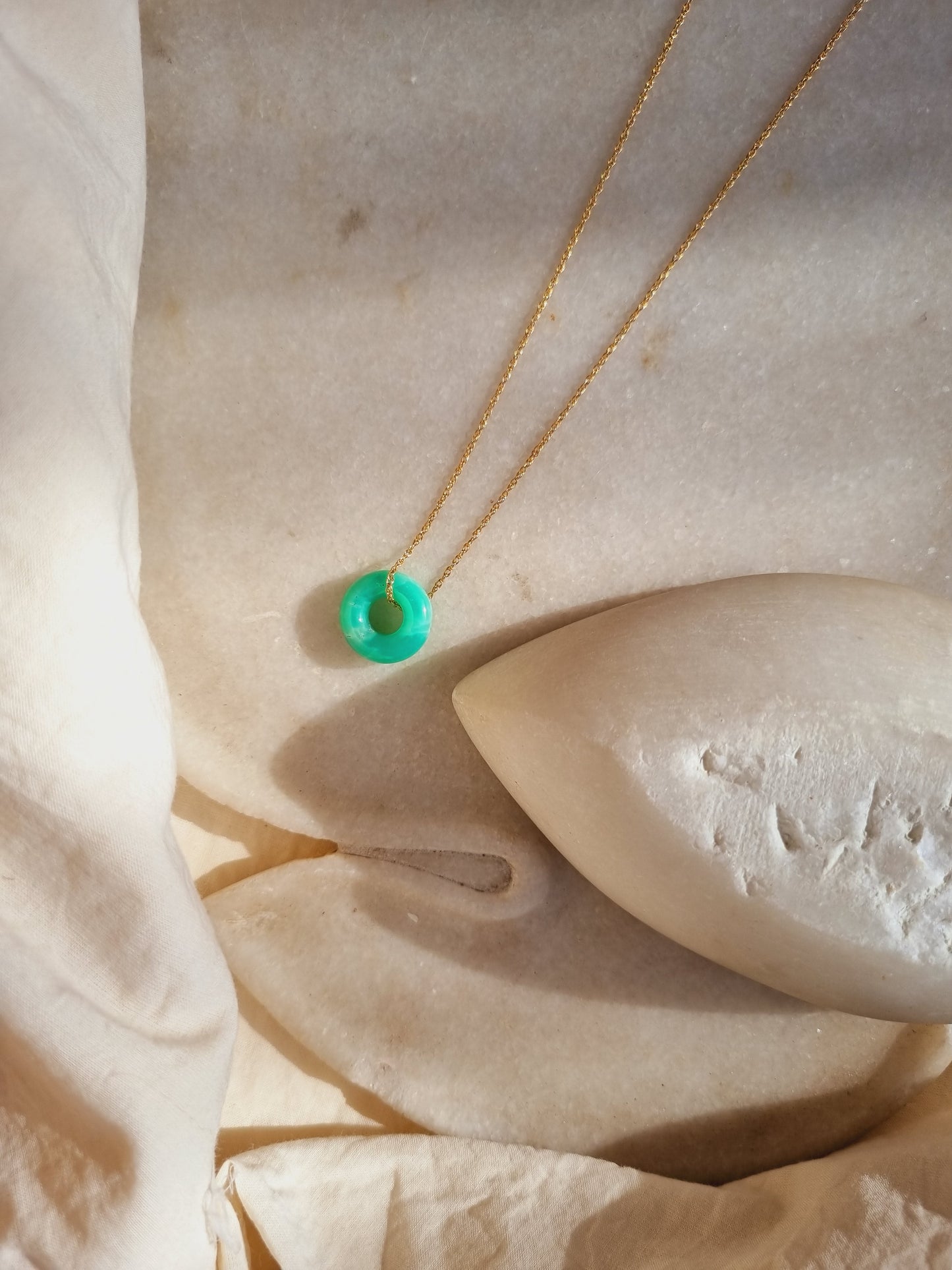 svan - Chrysoprase Donut Pendant