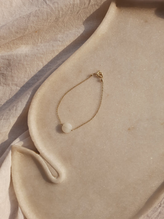 matsya - White Moonstone Round Bracelet