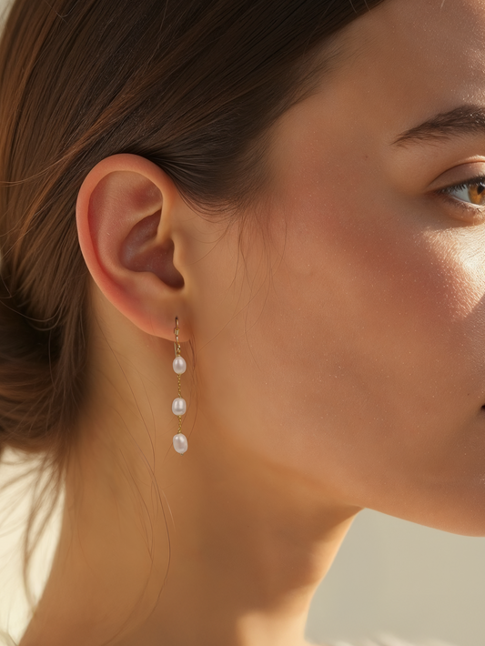 ghiva - Pearl droplet threader earrings