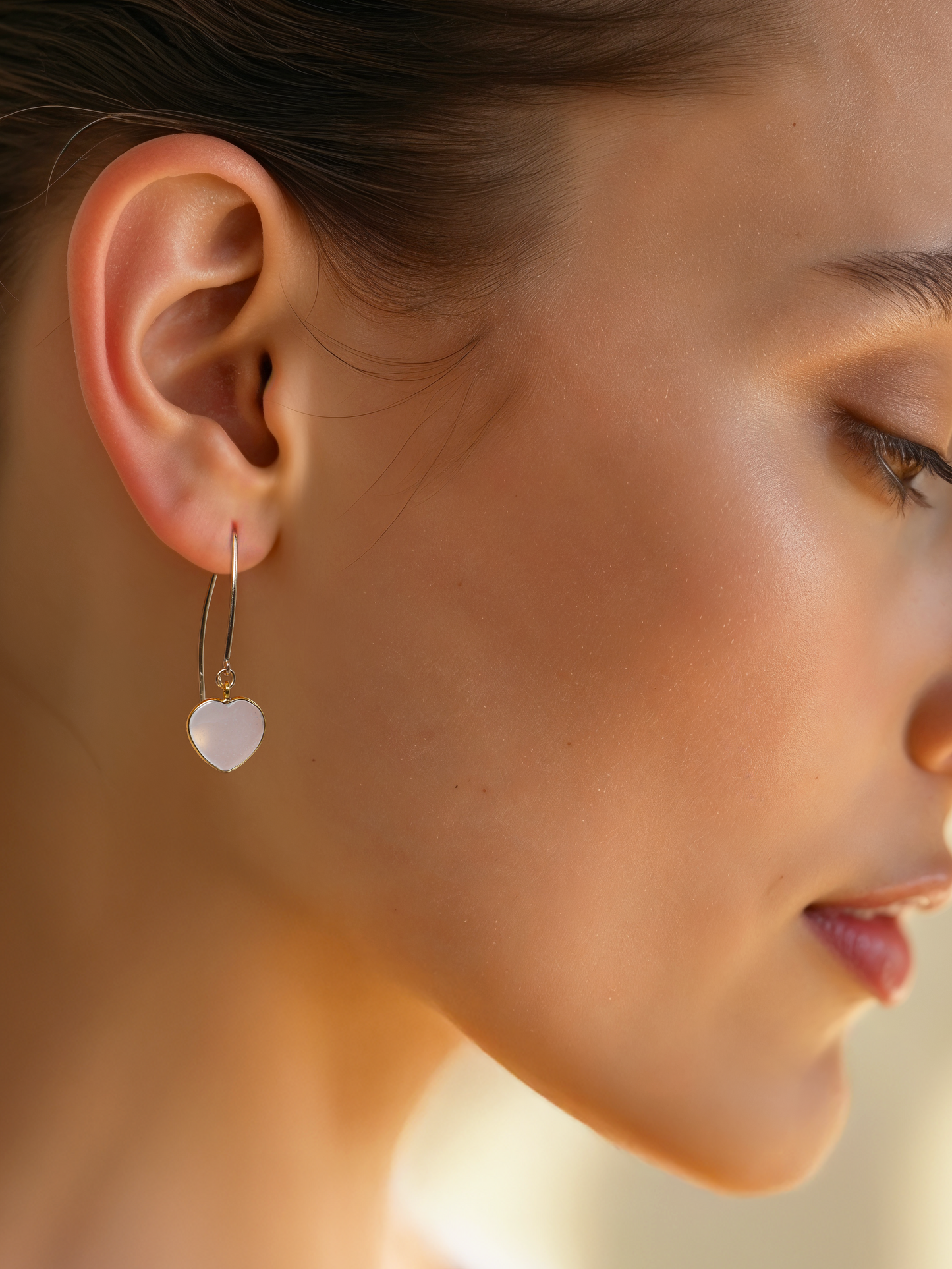 pivaa - White Moonstone Heart Marquise Earwire